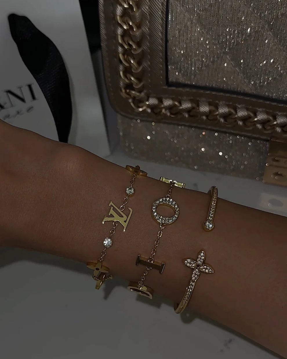 CD BRACELET | GOLD